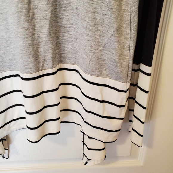 Truself Cardigan Sweater-Black/White/Grey (Size M) - Picture 15 of 15